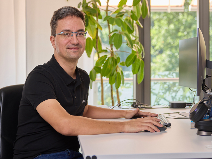 Christian Lopes, System Engineer